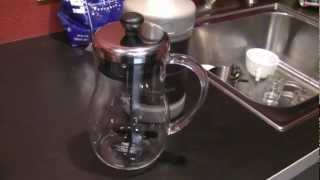 Crew Review Bodum Hot Chocolate Maker amp Frother [upl. by Mckeon]