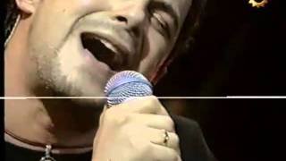 11  Alejandro Sanz  El alma al aire  En vivo Velez 2001 [upl. by Elreath]