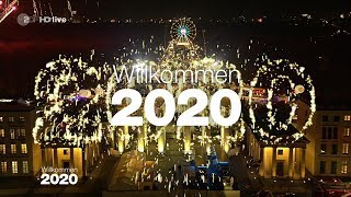 Jahreswechsel 20192020  Feuerwerk  Silvester 2019 am Brandenburger Tor Willkommen 2020 [upl. by Nyleuqcaj]