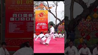 Đòn tinh hoa karate🥋 the best karate’s moves in fight defence martialarts karate loitrankarate [upl. by Aitnis]