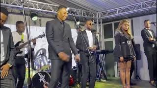 Gally Garvey ft Héritier Wata  Tout seul live [upl. by Gabrielson]