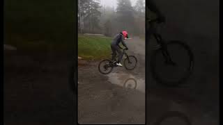 Drammen drammen jump mtb drammenbikepark mtbjump [upl. by Solotsopa]