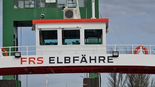 Mit der Elbfähre von Glückstadt nach Wischhafen  Autofähre Elbe Elbüberquerung [upl. by Harding338]