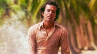 Julio Iglesias  Abrazame 1976  Official Video [upl. by Stutzman385]