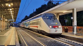 TRENI DAGOSTO IN TRANSITO stazione di cattolica e crevalcore [upl. by Corley]