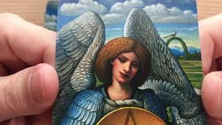 PreRaphaelite Tarot  Review [upl. by Garrett]