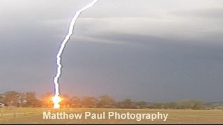 Lightning Bolt Hits Tree At Lowood  November 13th 2013 HD [upl. by Jezabel652]