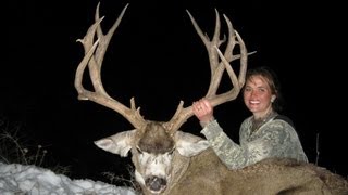 230quot Giant Mule Deer Hunt in Utah  Stephanie Durfee  MossBack [upl. by Nuawaj]