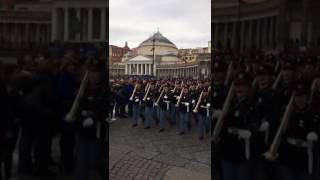 Scuola Militare Nunziatella Giuramento 2016 ingresso in Piazza Plebiscito [upl. by Nedyaj573]