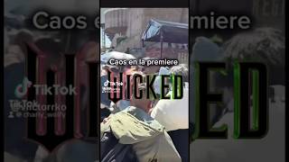 CAOS EN PREMIER WICKED MEXICO noticias reaction wicked arianagrande mexico premiere cine [upl. by Trevar]