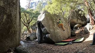 Yosemite Bouldering Camp 4 Blue Suede Boulders Blue Suede Shoes V5 [upl. by Leoy]