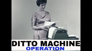 HOW TO USE A 1960s DITTO MACHINE MIMEOGRAPH SPIRIT DUPLICATOR PHOTOCOPIER 43624 [upl. by Nimajneb]