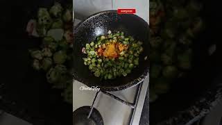 Vendakkai Poriyal in Tamil  Spicy Ladys Finger Fry Recipe Bhindi Fry Recipe geetuvlogs ytshort [upl. by Anirual]