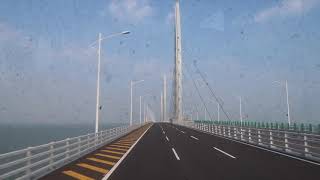 港珠澳大桥昼夜往返以及三地口岸和当地交通 Hong KongZhuhaiMacau Bridge Day and Night amp Boundary Crossing amp Transport [upl. by Ainoek51]