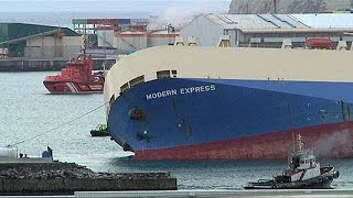 Modern Express towed safely into Bilbao port [upl. by Slerahc]