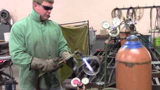 How To Cut With An Oxy Fuel Torch [upl. by Dal57]