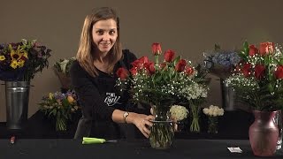 How to Arrange a Dozen Roses in a Vase [upl. by Llehsyt]