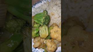 Garlic rice amp teriyaki veggies 4 an easy cheap meal🥦 paperplatesss777 vegetarian leftoverrecipe [upl. by Wanids]