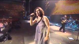 Elisa ft Gianna Nannini  Gli Ostacoli Del Cuore Live at San Siro Traducción en Español [upl. by Norag]