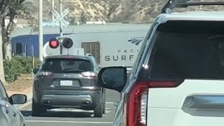 101824 Amtrak Pacific Surfliner 765 to Goleta 10 mins late in first street Simi valley [upl. by Nebeur]