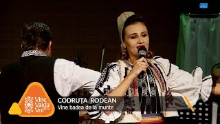 Codruța Rodea  Vine badea de la munte Jiană live [upl. by Ardnaeed]