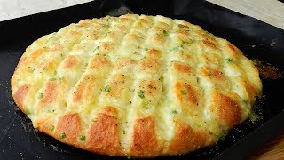 Garlic Mozzarella Bread  Delicious  Ninik Becker [upl. by Kciredor]