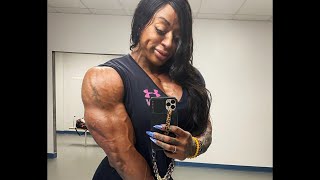 Beautiful Black Muscle Girl Flexing [upl. by Vaclav]