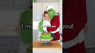 I made a CAKE for the GRINCH [upl. by Clance210]