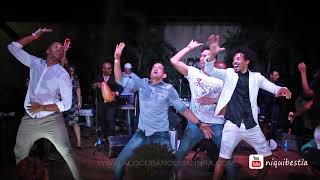 Rumba pura Elito Reve concierto bailando y gozando Silvio  salsa timba cubana [upl. by Broucek945]