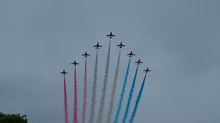 Red Arrows Royal flypast Buckingham Palace [upl. by Heinrich]