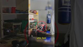 Youtuber Cria Uma Luva de Boxe INSANA [upl. by Haliak475]