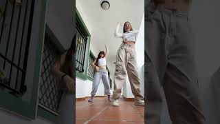 Baile viral tiktok 🔥 pasos prohibidos ⛔️ me agacho subo saco un pie lamin [upl. by Archy]