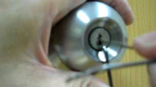 how to pick a door lock with a bobby pin [upl. by Rew915]