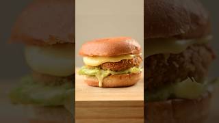 Fish burger 🍔 burger easyrecipes how burgers fish shorts food [upl. by Sallie]