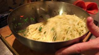 Recept hoe maak je spaghetti con colatura di alici [upl. by Patrice]