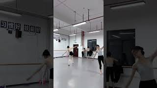 Daily dance training for girls  soft and flexible body！Dance Girls！ [upl. by Krell]