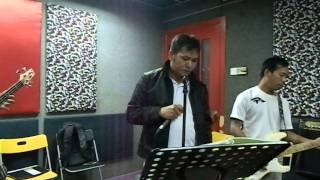 Cinta Sabun Mandi cover by Bayak Band [upl. by Takakura125]