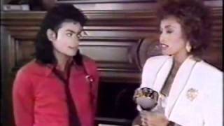 Whitney Houston Gives Michael Jackson Award 1989 Video 2of2 [upl. by Eisserc]