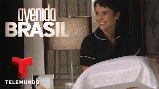 Avenida Brasil  Escena del día 18  Telemundo Novelas [upl. by Selbbep594]