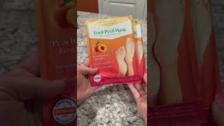 Home Feet Makeover with the Plantifique Foot Peel Mask shorts feet peeling [upl. by Lebama]