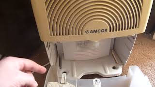 A look at the DC800 Amcor dehumidifier and how it works [upl. by Aretahs]