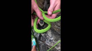 How to tie a clove hitch [upl. by Gottuard]