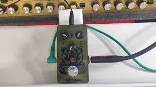 MH pedals  Bear 23 dirty clean chanel  KMA Fuzzly Bear clone [upl. by Keifer]