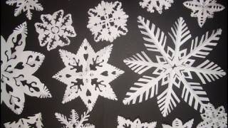 Come fare i fiocchi di NEVE di CARTA  How to do PAPER SNOWFLAKES ENGLISH SUBS [upl. by Stargell261]