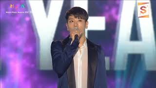 20171202 Park Hyo Shin 박효신win Stage of the Year  2017 MelOn Music Awards [upl. by Zarah]