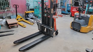 CJLIFT 15 Ton Semi Electric Stacker for Sale in Karachi Pakistan [upl. by Eltsyrhc]