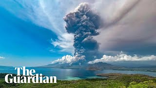 Indonesia volcano authorities race to evacuate remaining villagers amid eruptions [upl. by Wiatt]