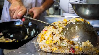 １kg越えの巨大チャーハンに爆食いアニキが集結する東京町中華がエグい丨Egg Fried RiceWok Skills In Japan [upl. by Immot]