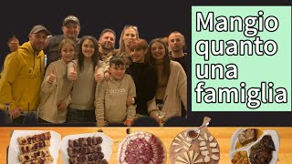 HO MANGIATO LO STESSO MENÙ DI UNA FAMIGLIA AL RISTORANTE  SPIEDINI E ANTIPASTI [upl. by Hachman288]