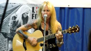 Lita Ford  Kiss Me Deadly live acoustic Vintage Vinyl [upl. by Ullund]